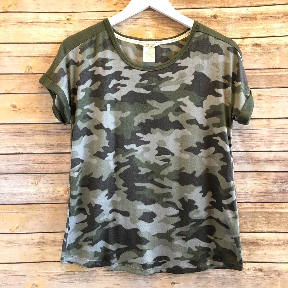 Lucky Brand Green Camo Print Soft Short Sleeve Top Size Small